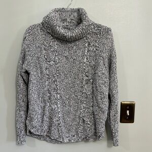 Gap grey cable knit turtleneck sweater medium